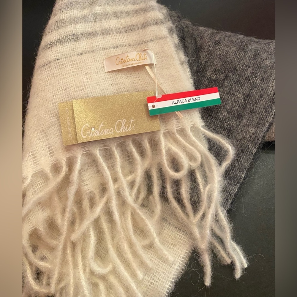 NWT Cristina Chiti Alpaca Wool Blend Italian Made in Italy Scarf‎ One Size 17x70